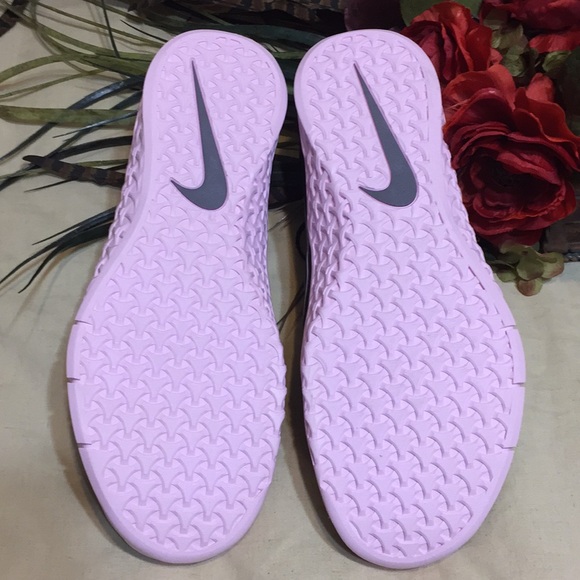 Sold Out. New; Nike Metcon 4 - Picture 10 of 12